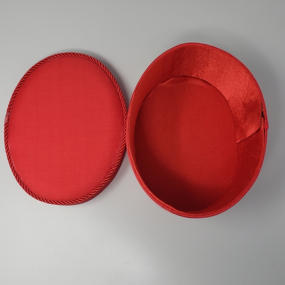 Oval-Shaped Red Storage Box - Picture 7 of 15